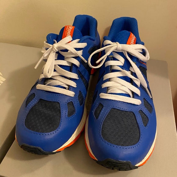 NWT Reebok Sneakers - Picture 2 of 6